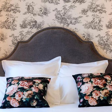 Hotel De La Poste 阿瓦隆 外观 照片