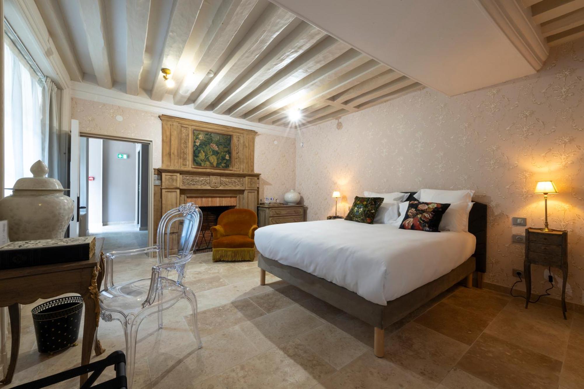 Hotel De La Poste 阿瓦隆 外观 照片