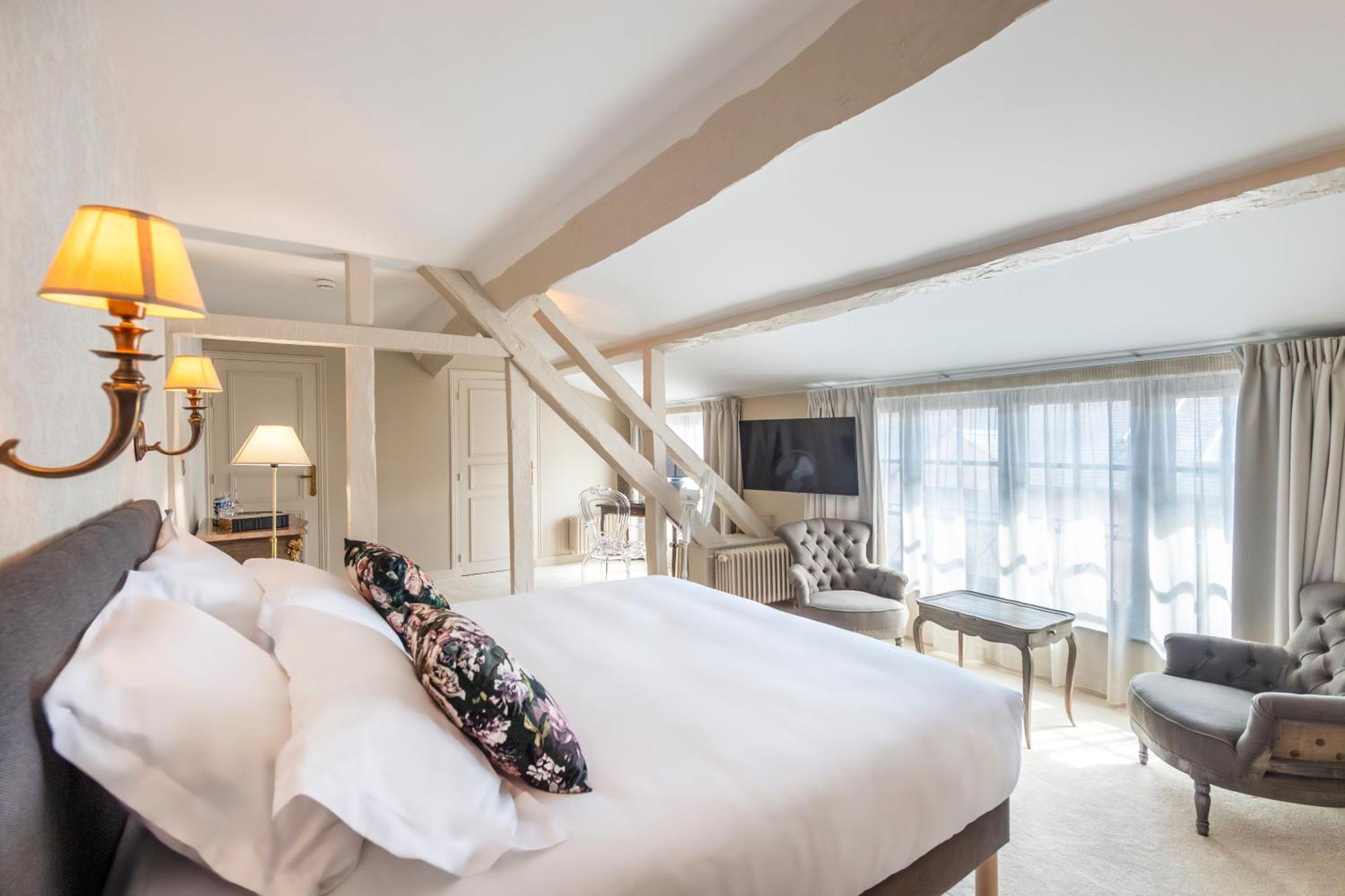 Hotel De La Poste 阿瓦隆 外观 照片