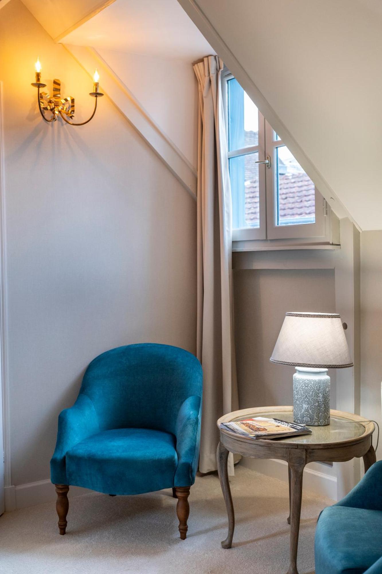 Hotel De La Poste 阿瓦隆 外观 照片