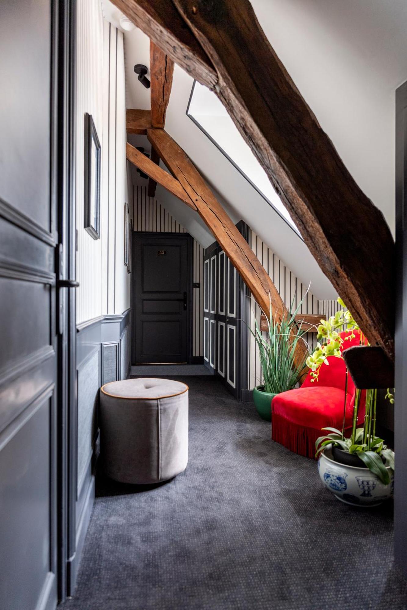 Hotel De La Poste 阿瓦隆 外观 照片