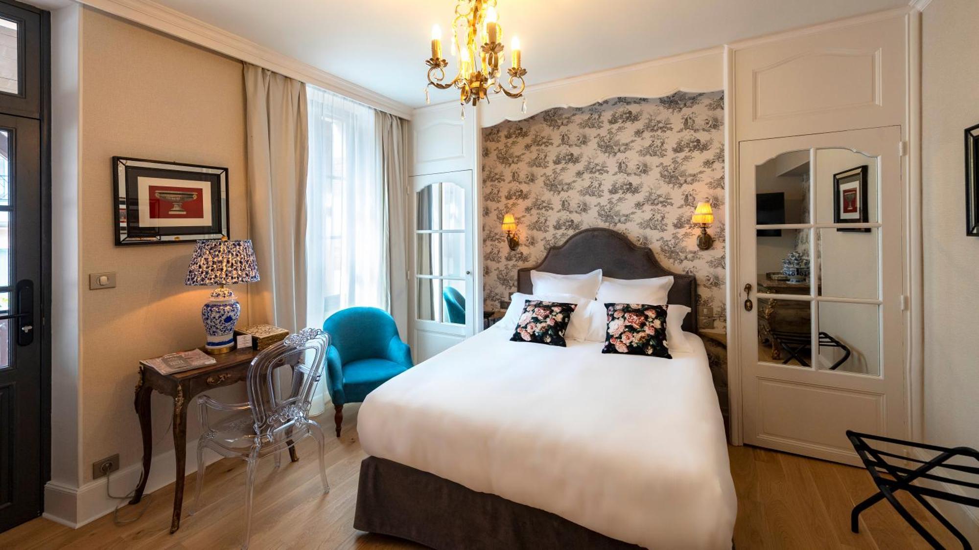 Hotel De La Poste 阿瓦隆 外观 照片