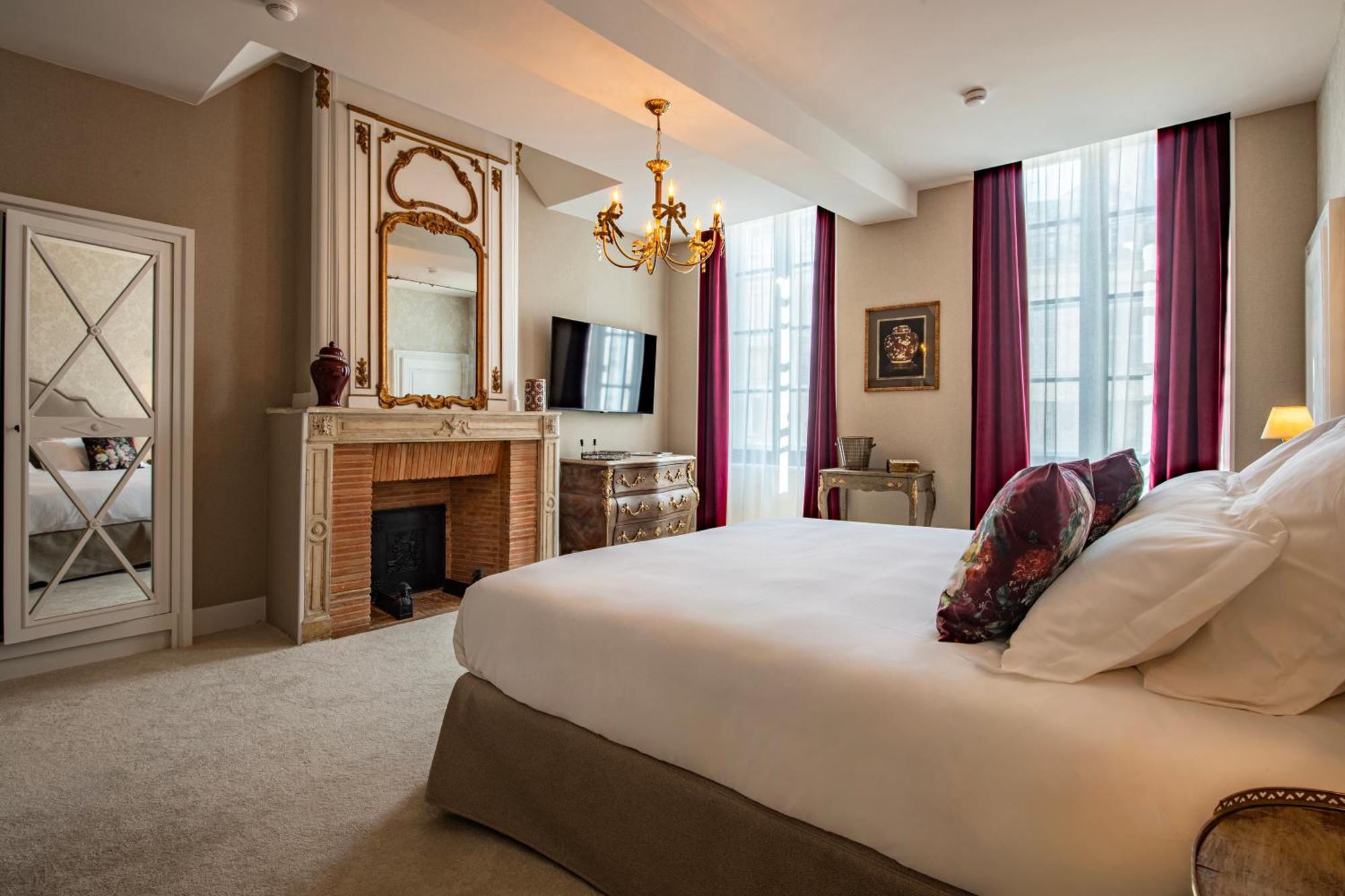 Hotel De La Poste 阿瓦隆 外观 照片