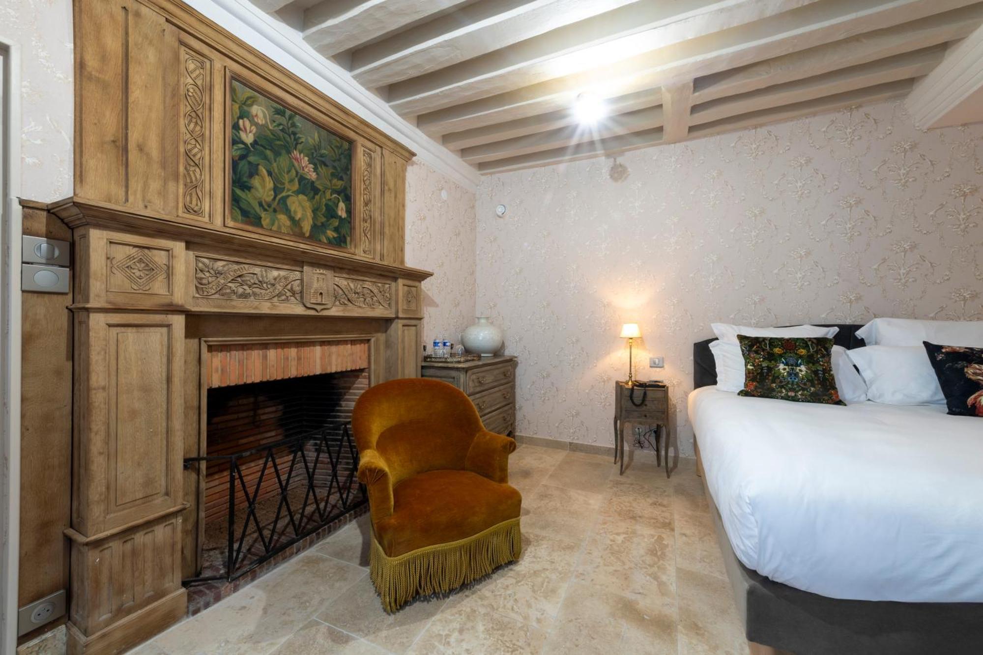 Hotel De La Poste 阿瓦隆 外观 照片